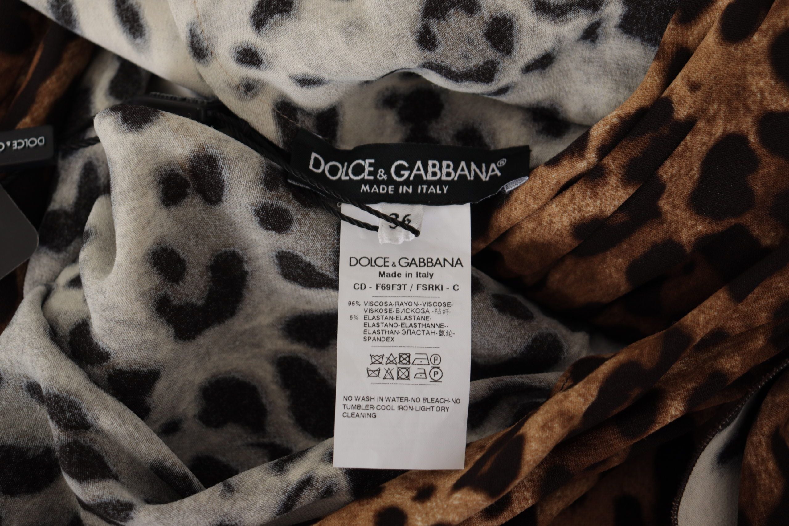 Κομψό μάξι φόρεμα Dolce &amp; Gabbana με V λαιμόκοψη σε Καφέ