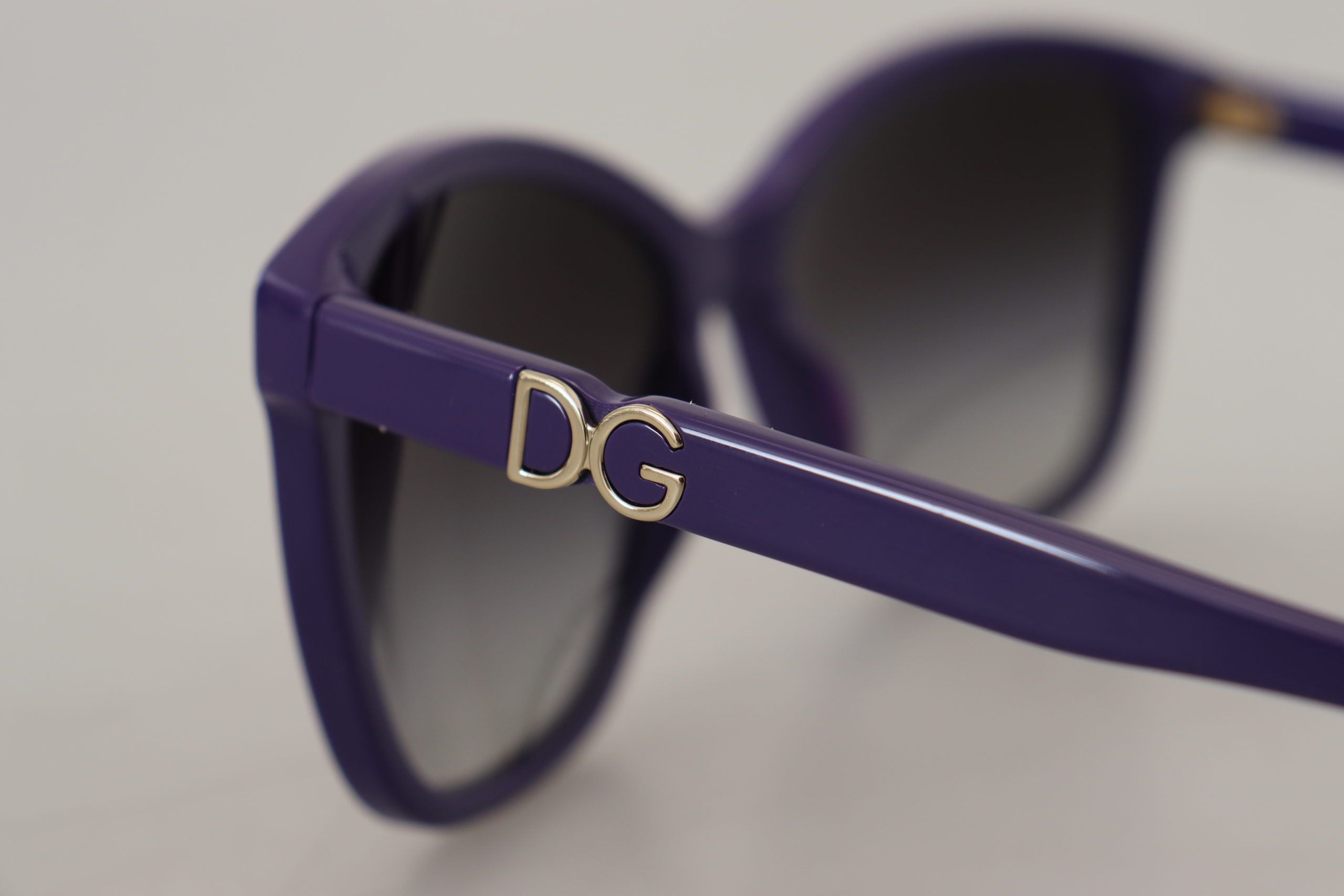 Κομψά γυναικεία γυαλιά ηλίου Dolce &amp; Gabbana Violet