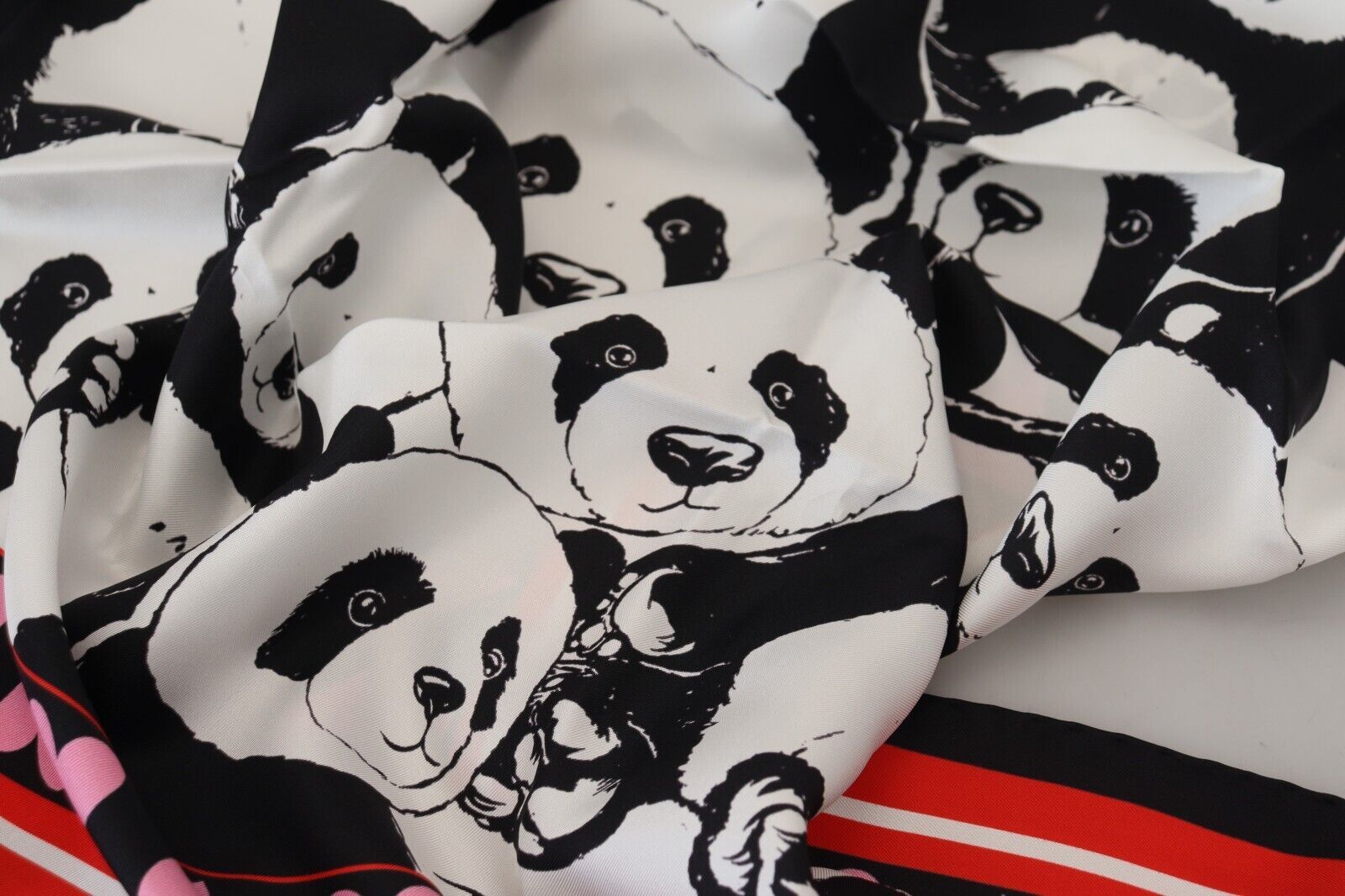 Dolce & Gabbana Κομψό Μεταξωτό Κασκόλ με Εκτύπωση Panda