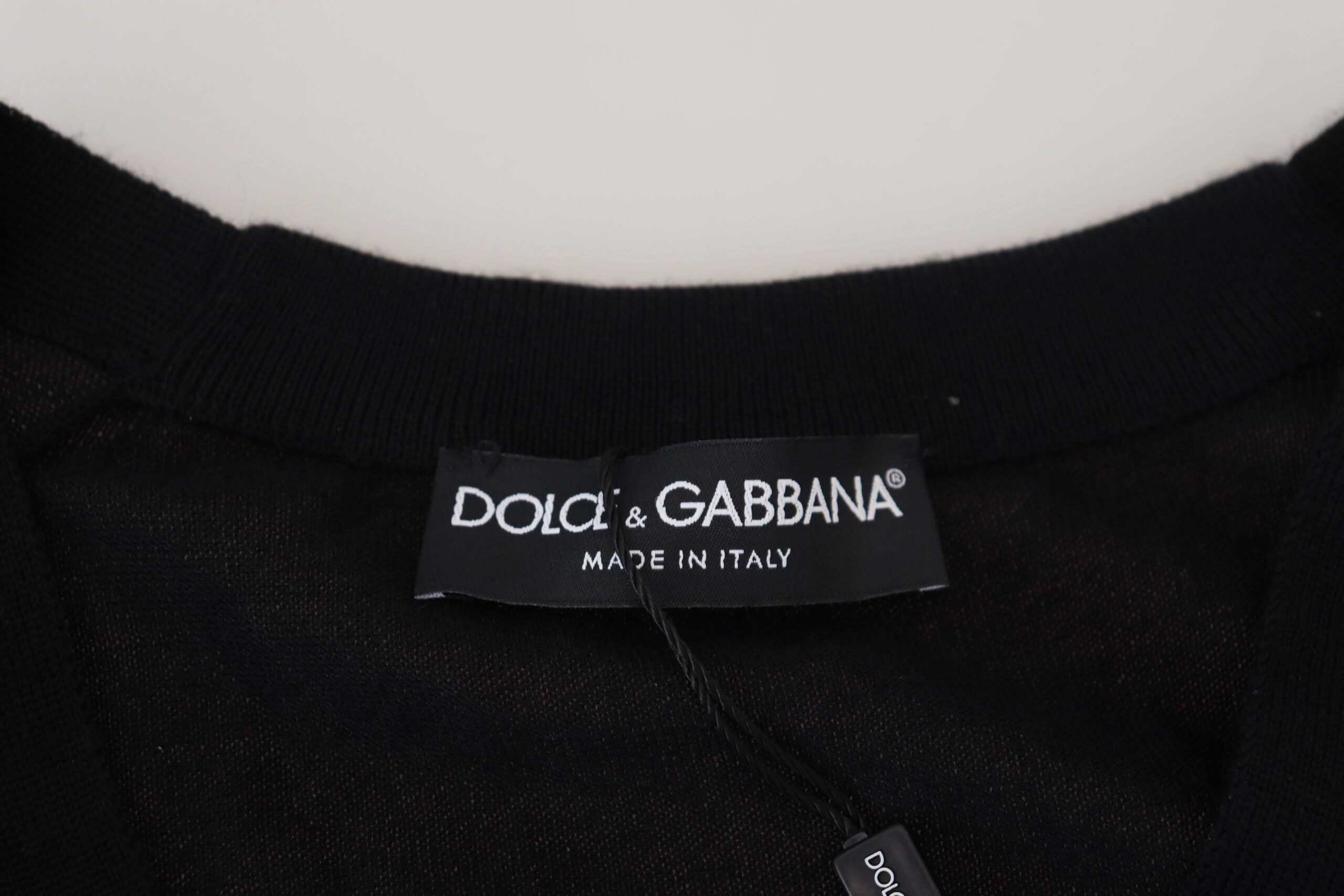 Κομψό πουλόβερ ζακέτας από μαύρο κασμίρ Dolce &amp; Gabbana