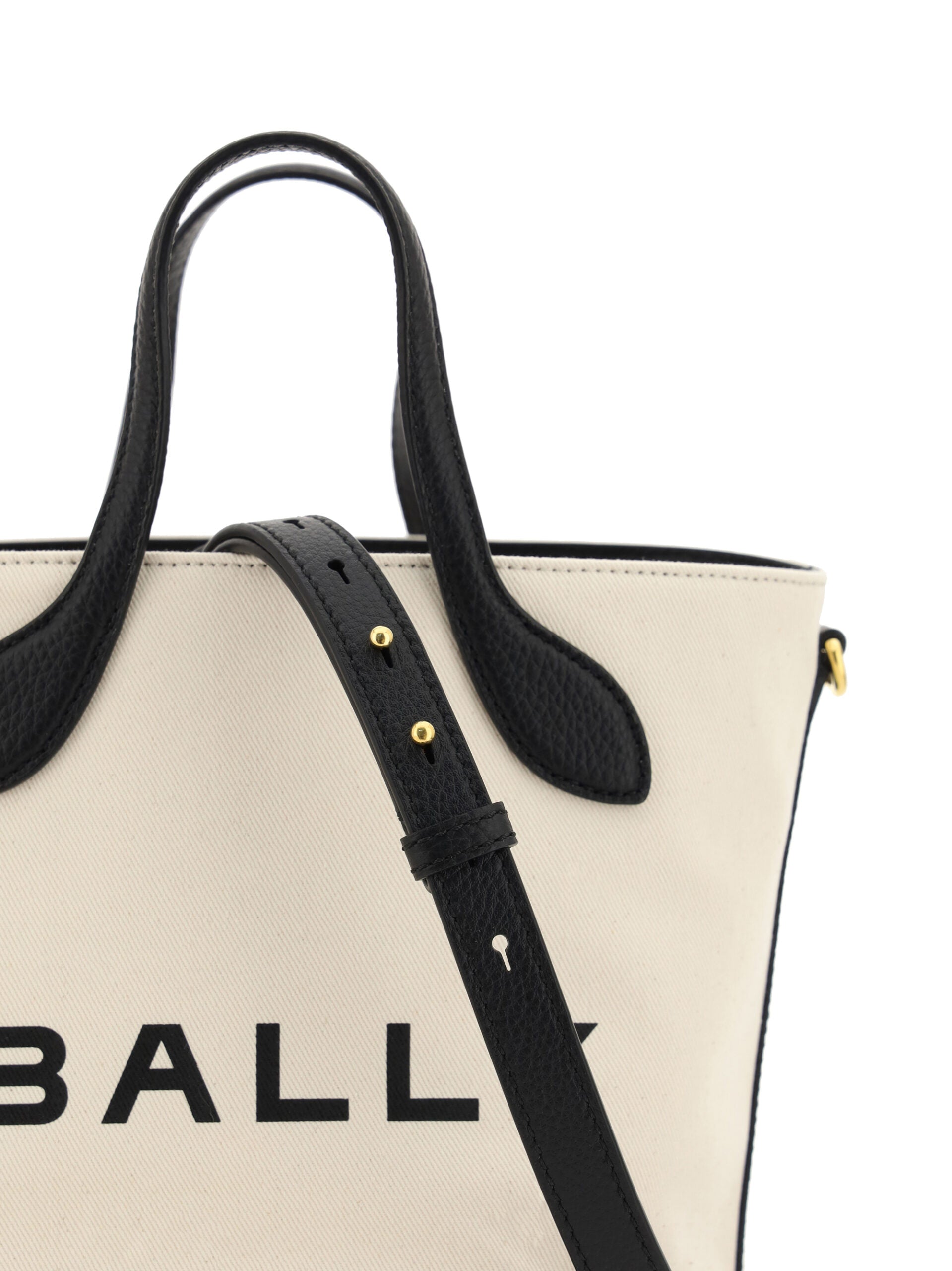 Bally Elegant Monogram Bucket Bag σε ασπρόμαυρο