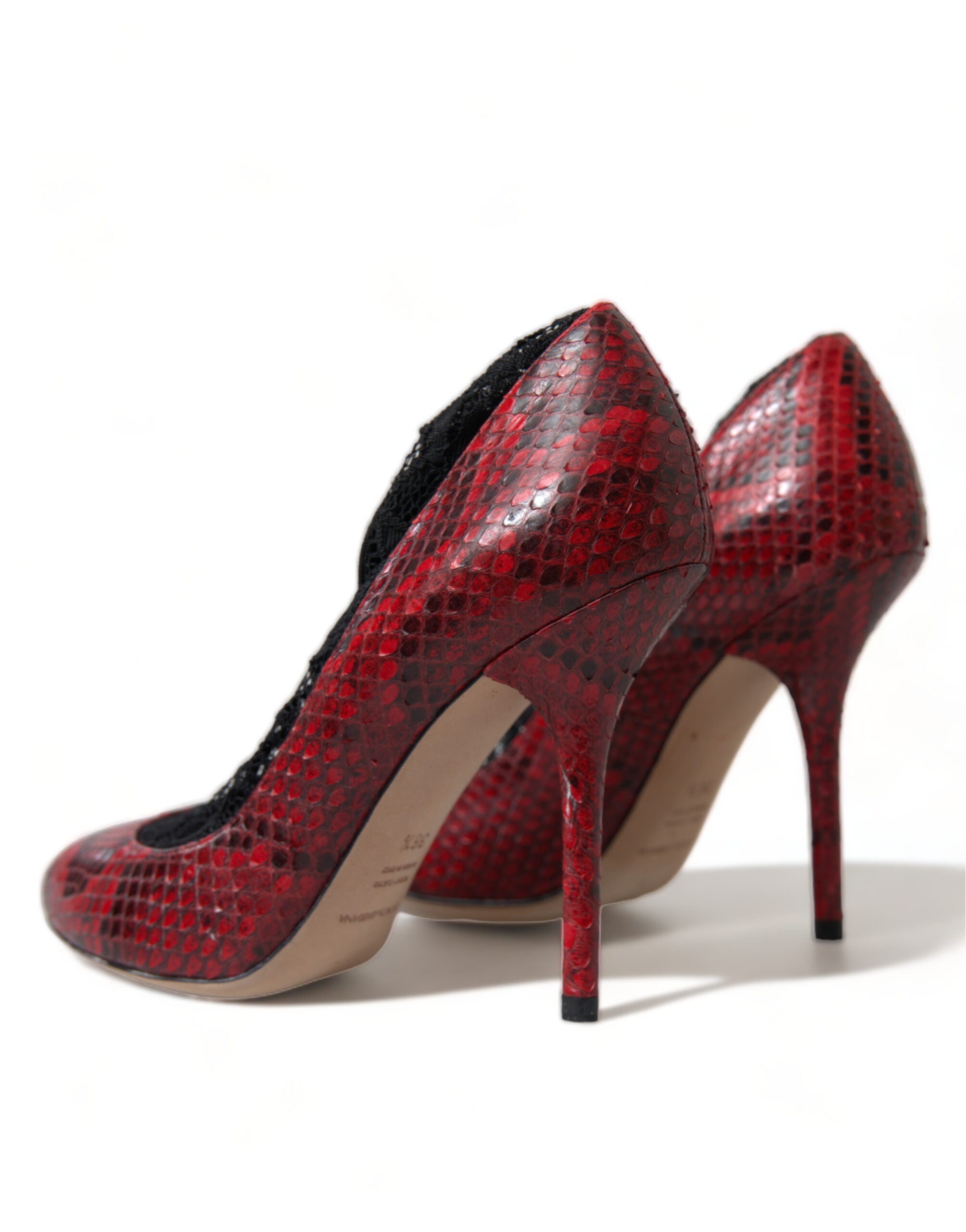 Dolce &amp; Gabbana Red Almond Toe Pumps Snakeskin με κάλτσες δαντέλας