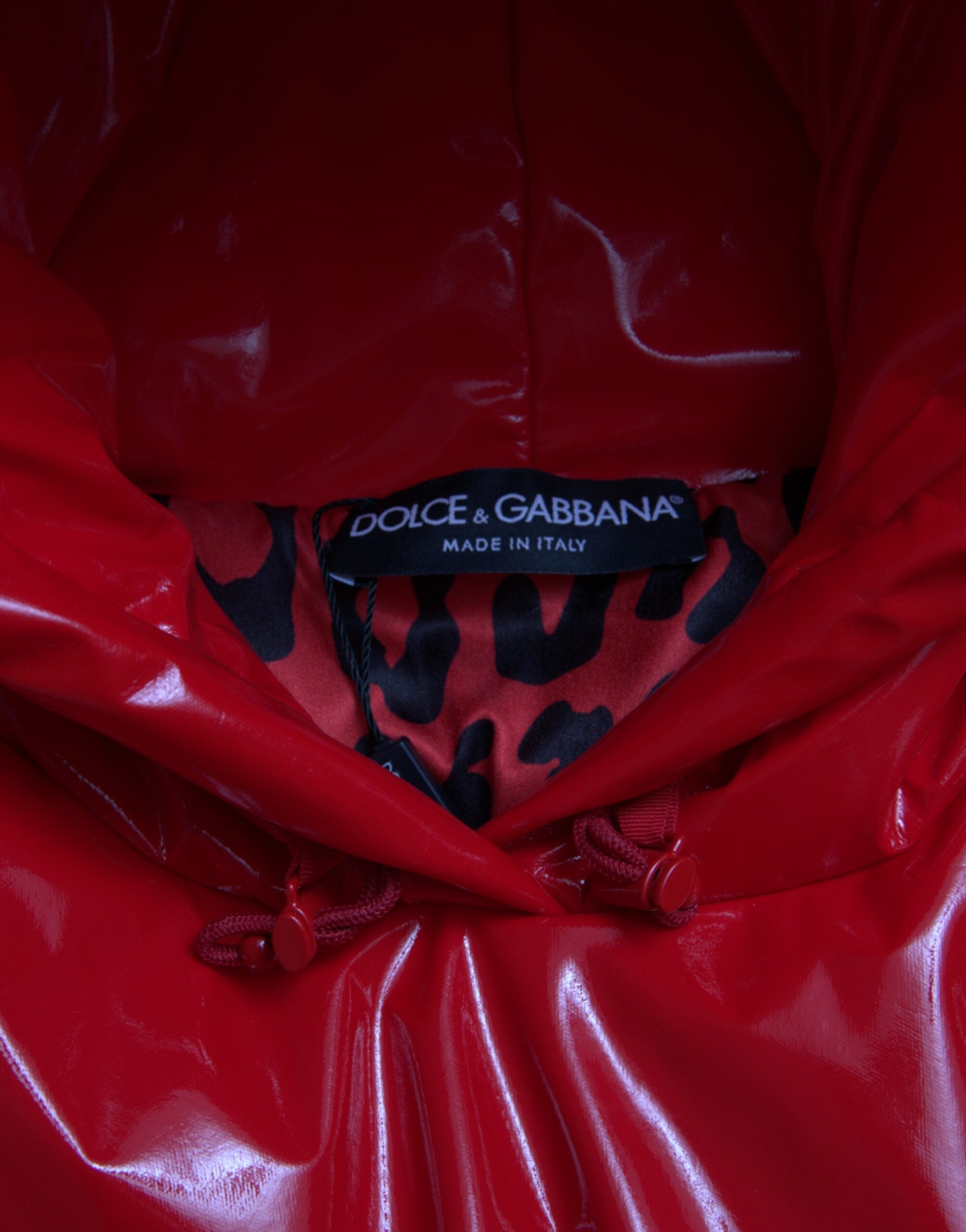 Dolce &amp; Gabbana Chic Shiny Red Cropped Jacket