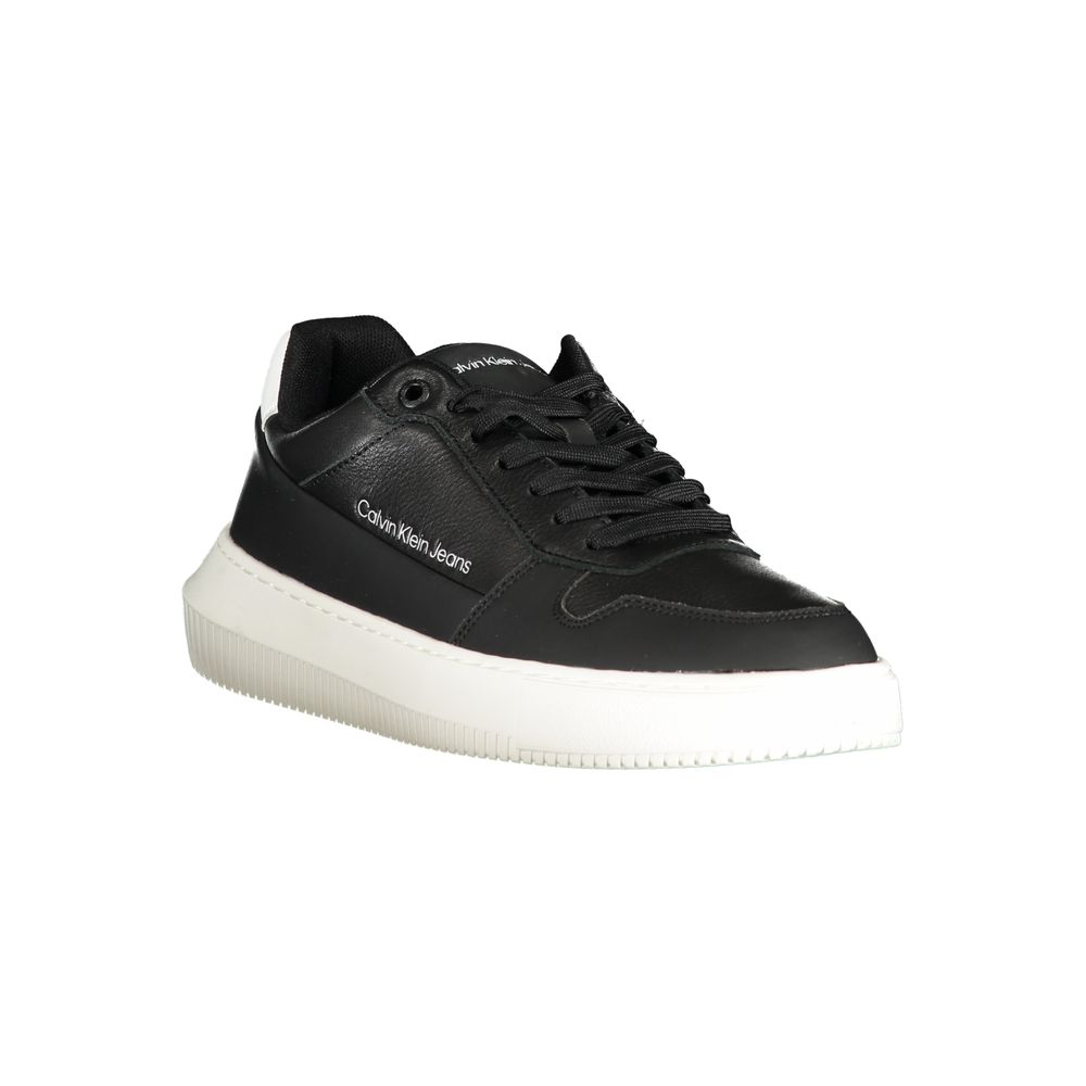 Calvin Klein Κομψά Μαύρα Sneakers με Κορδόνια και Αντίθετες Λεπτομέρειες