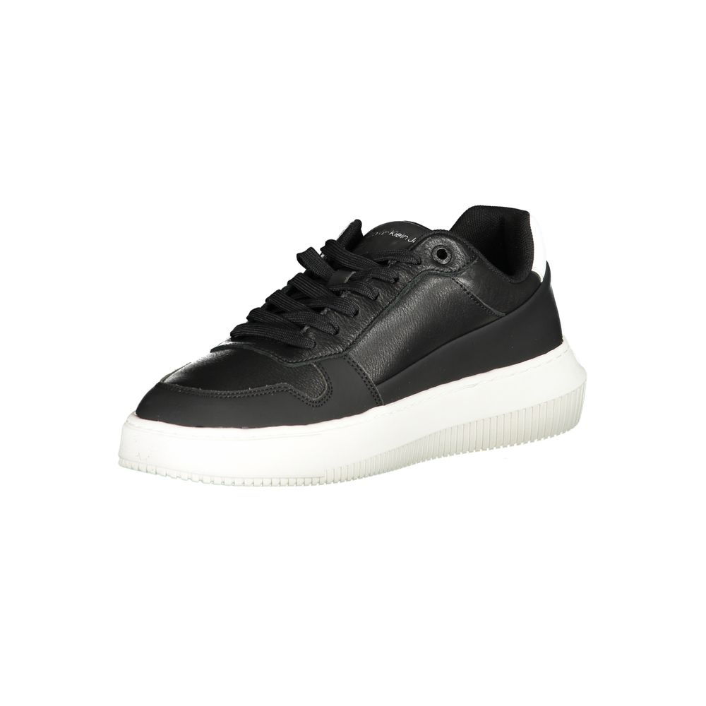 Calvin Klein Κομψά Μαύρα Sneakers με Κορδόνια και Αντίθετες Λεπτομέρειες