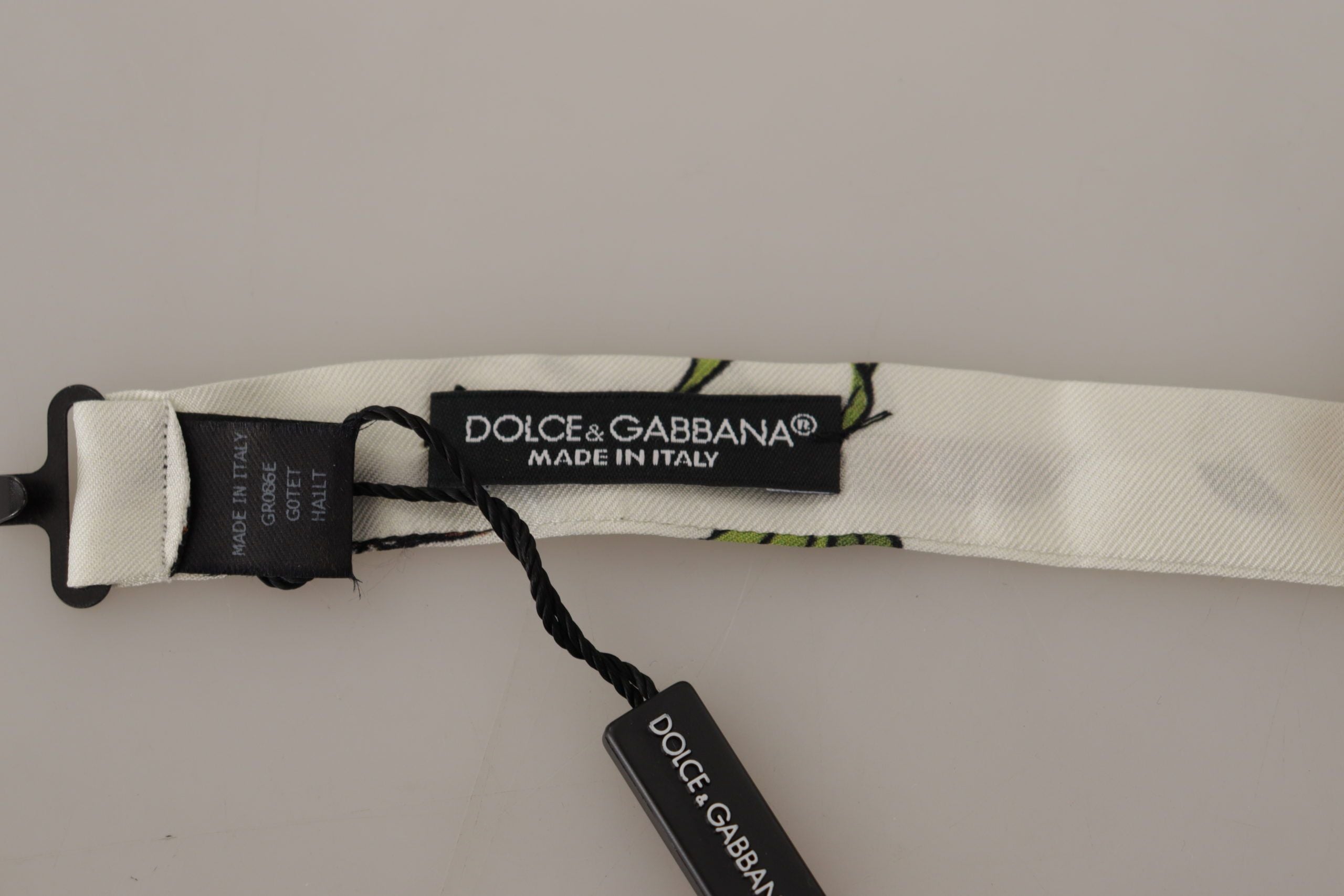 Κομψό παπιγιόν Dolce &amp; Gabbana με λευκό μεταξωτό σχέδιο